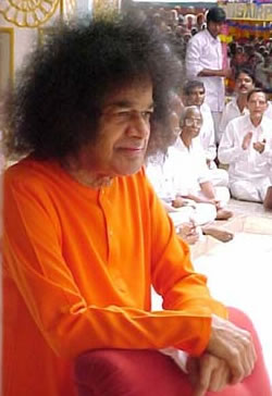 Sri_Sathya_Sai_Baba2